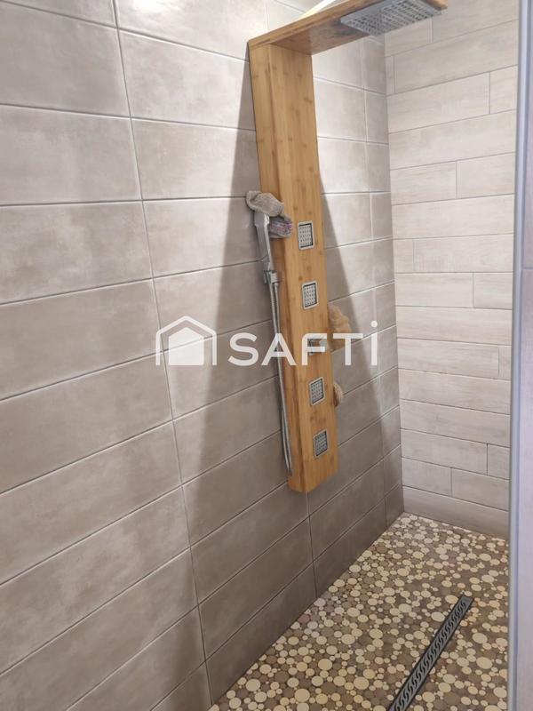 Maison - 190 m² - 4 pièces