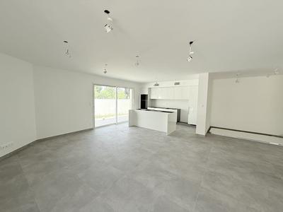 Villa - 105 m² - 4 pièces