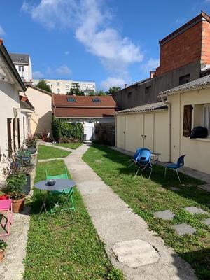 Immeuble - 240 m² - 2 pièces