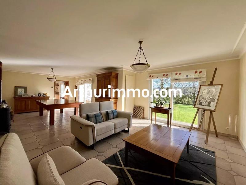 Maison - 197 m² - 6 pièces