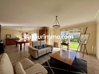 Maison - 197 m² - 6 pièces