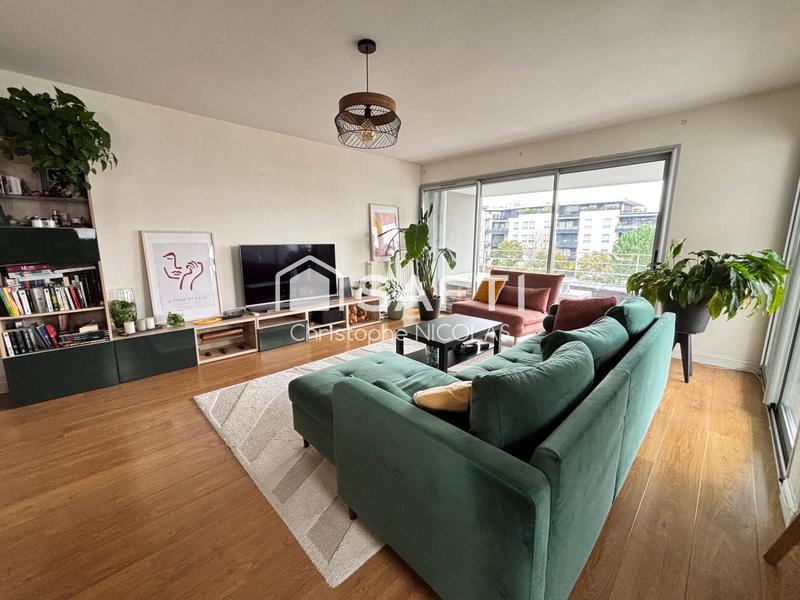 Appartement - 82 m² - 3 pièces