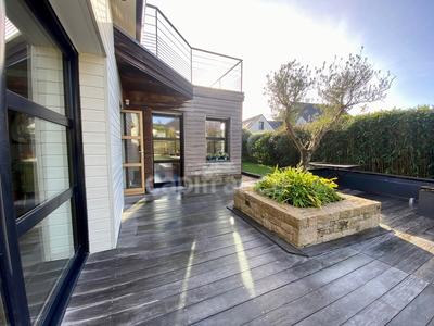 Maison - 157 m² - 6 pièces