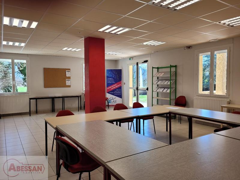 Propriété - 309 m² - 14 pièces