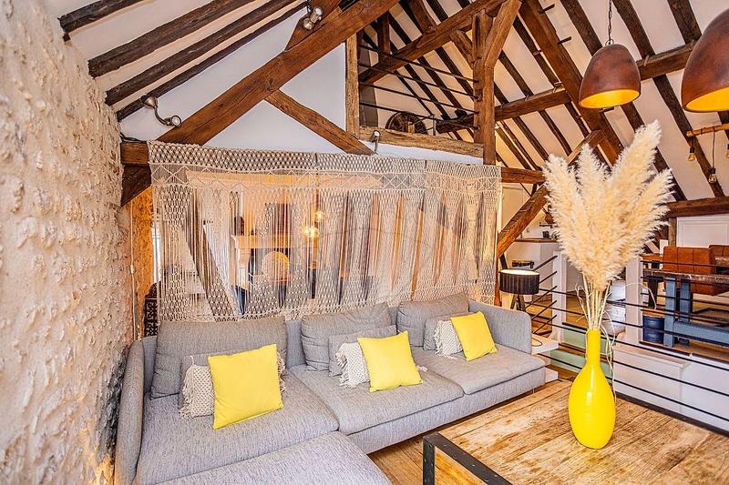 Appartement - 104 m² - 5 pièces