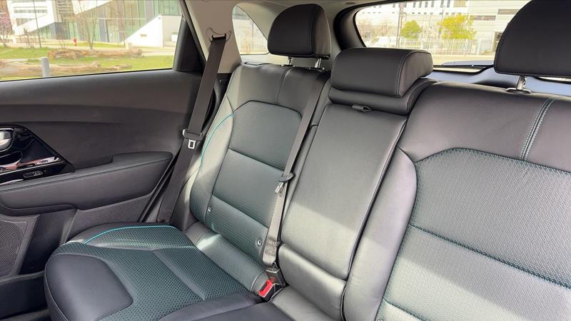 Kia e-niro 204 64 kWh Premium Cool