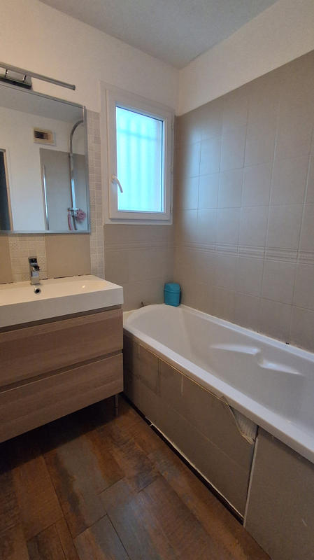 Appartement - 79 m² - 4 pièces