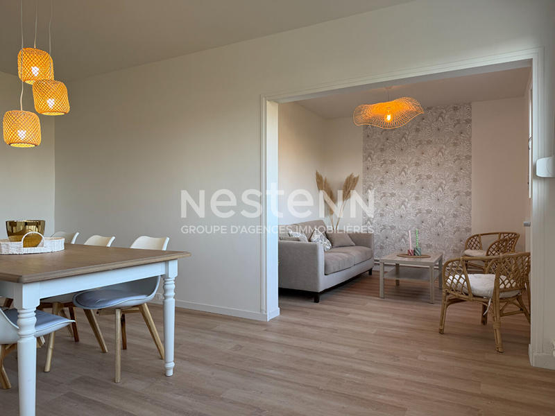 Appartement - 93 m² - 5 pièces