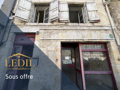 Maison - 185 m² - 3 pièces