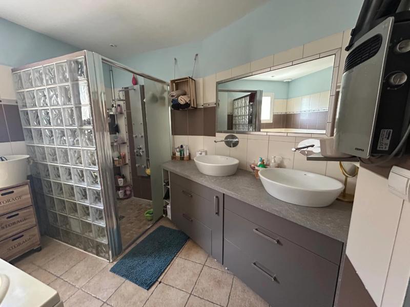 Villa - 195 m² - 6 pièces