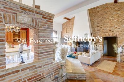 Corps de ferme - 600 m² - 14 pièces