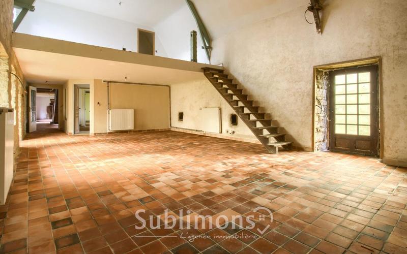 Chaumière - 235 m² - 6 pièces