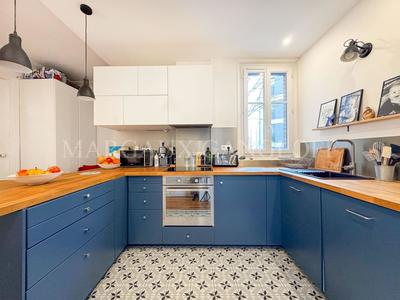 Appartement ancien - 70 m² - 3 pièces