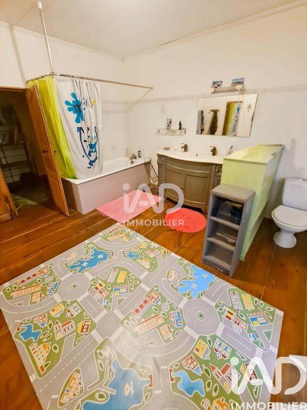 Maison de village - 226 m² - 10 pièces