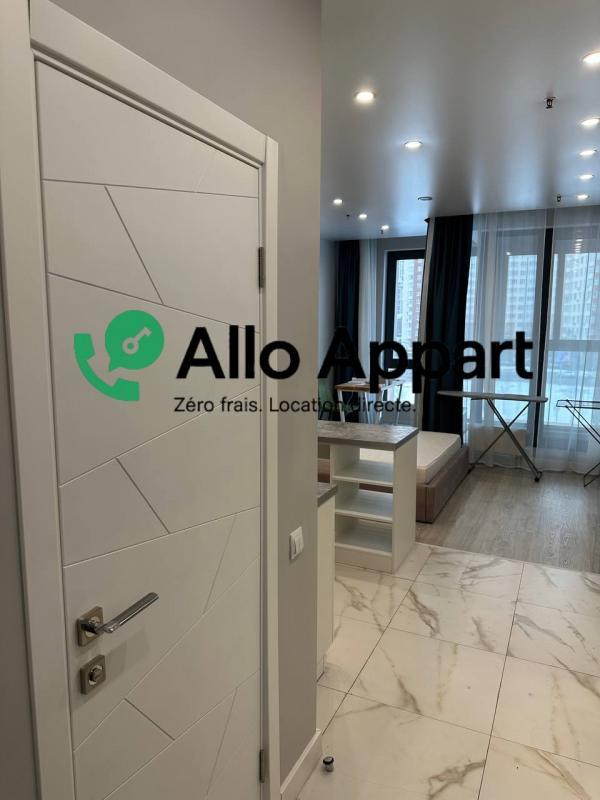 Studio - 30 m² - 1 pièce