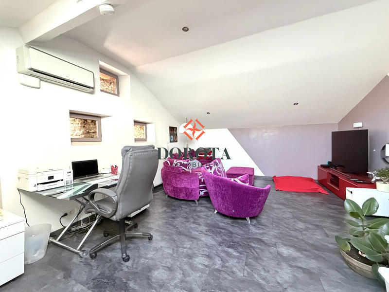 Maison - 122 m² - 5 pièces