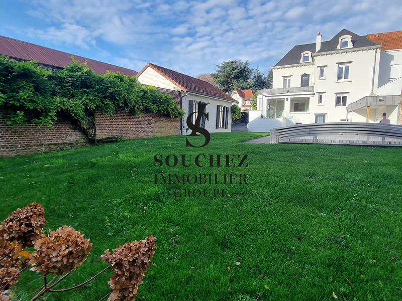 Maison - 170 m² - 8 pièces