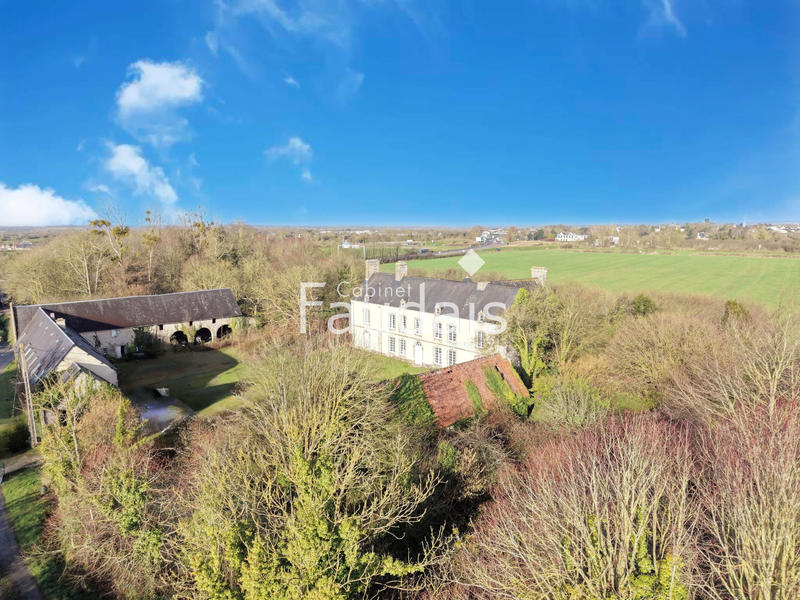 Propriété - 610 m² - 20 pièces