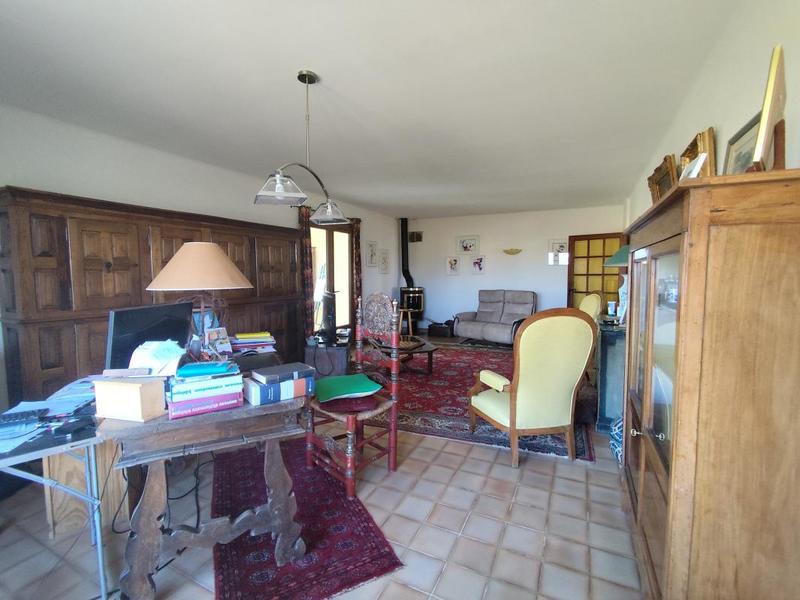 Mas - 273 m² - 17 pièces