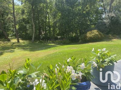 Maison - 270 m² - 8 pièces