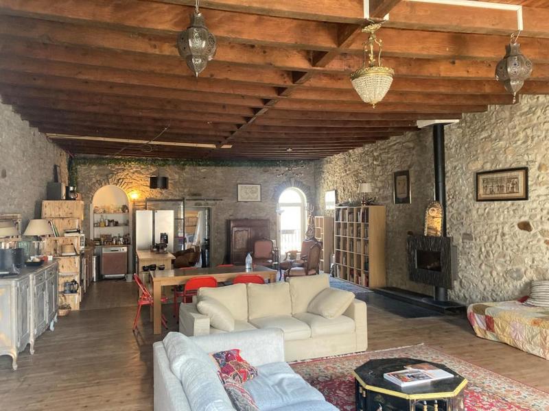 Maison de village - 186 m² - 9 pièces