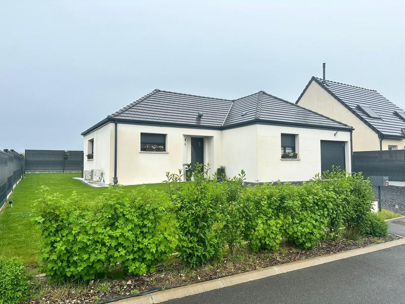 Maison - 95 m² - 4 pièces