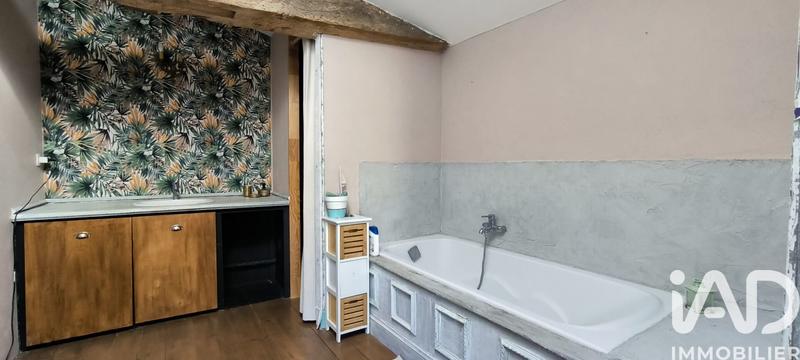 Maison - 1 022 m² - 15 pièces