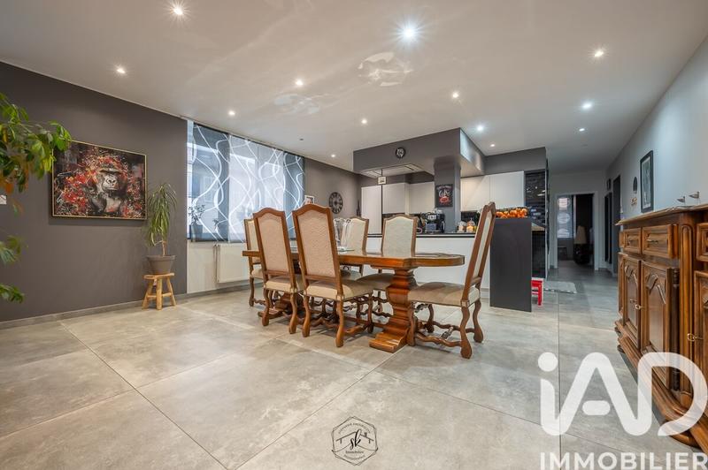 Appartement - 125 m² - 5 pièces