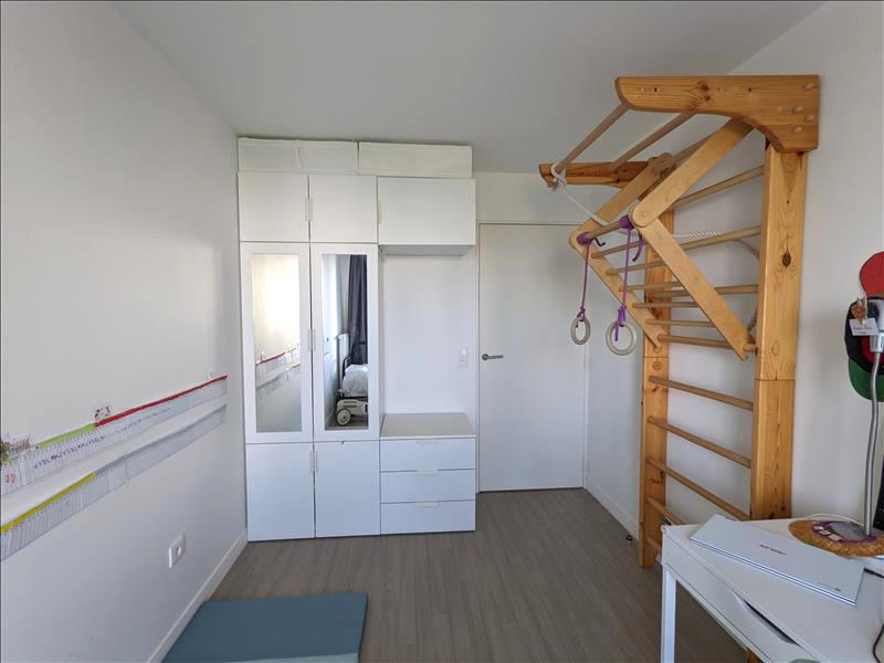 Appartement - 75 m² - 4 pièces