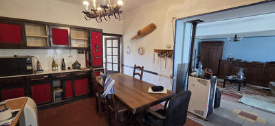 Maison - 64 m² - 5 pièces