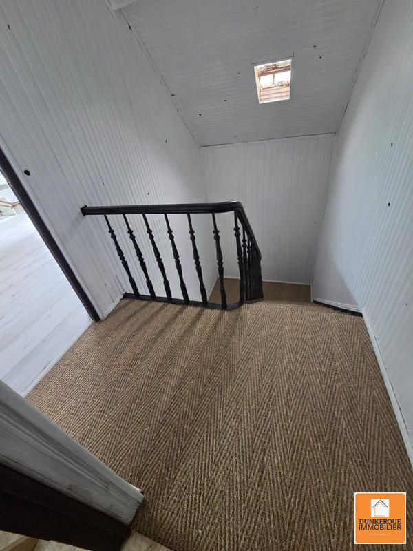 Maison - 178 m² - 5 pièces