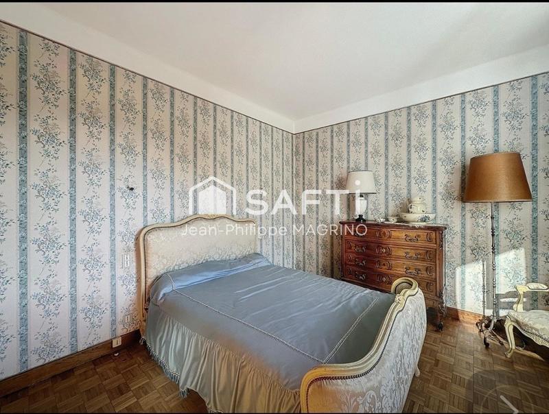 Maison - 160 m² - 5 pièces