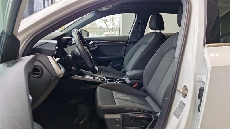 Audi A3 sportback 30 Tdi 116 s tronic 7 Business Line