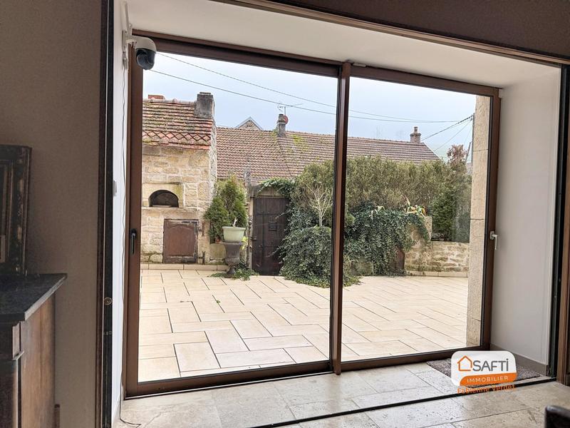 Maison - 290 m² - 10 pièces