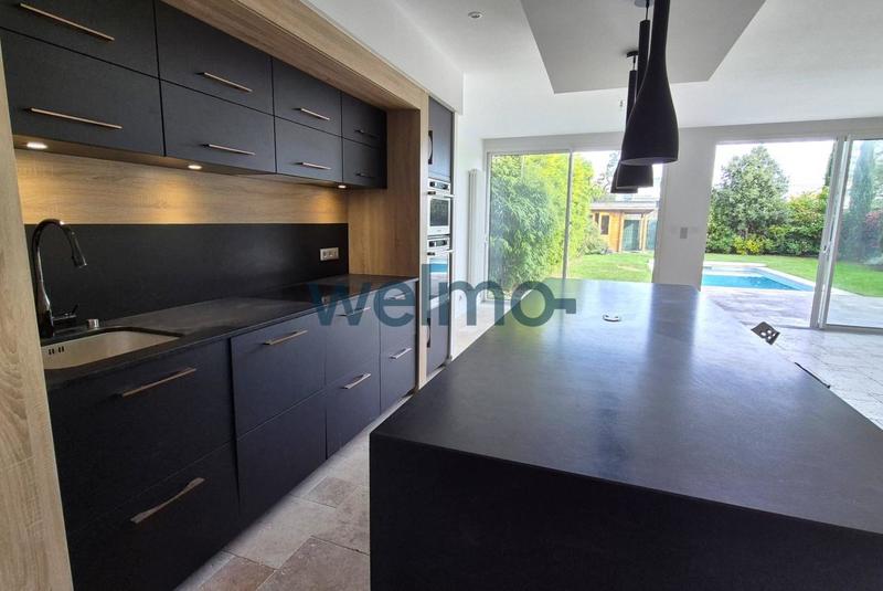 Maison - 146 m² - 7 pièces