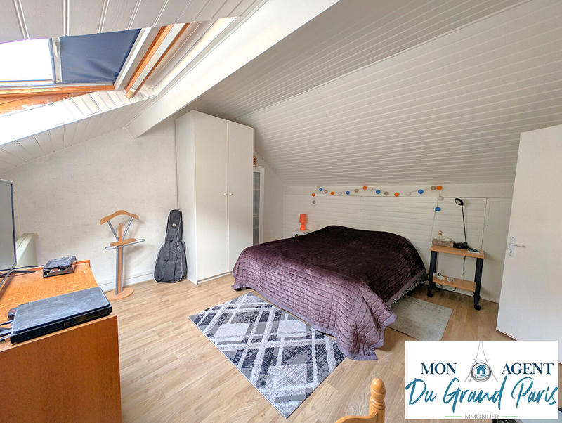 Maison - 101 m² - 5 pièces