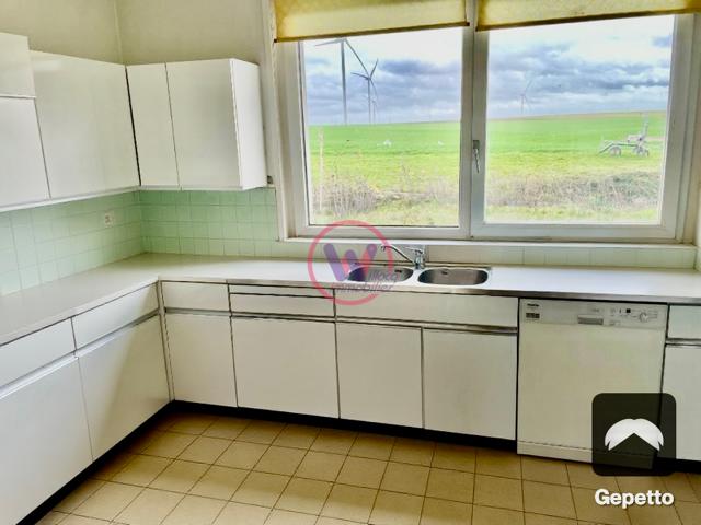 Maison - 200 m² - 7 pièces