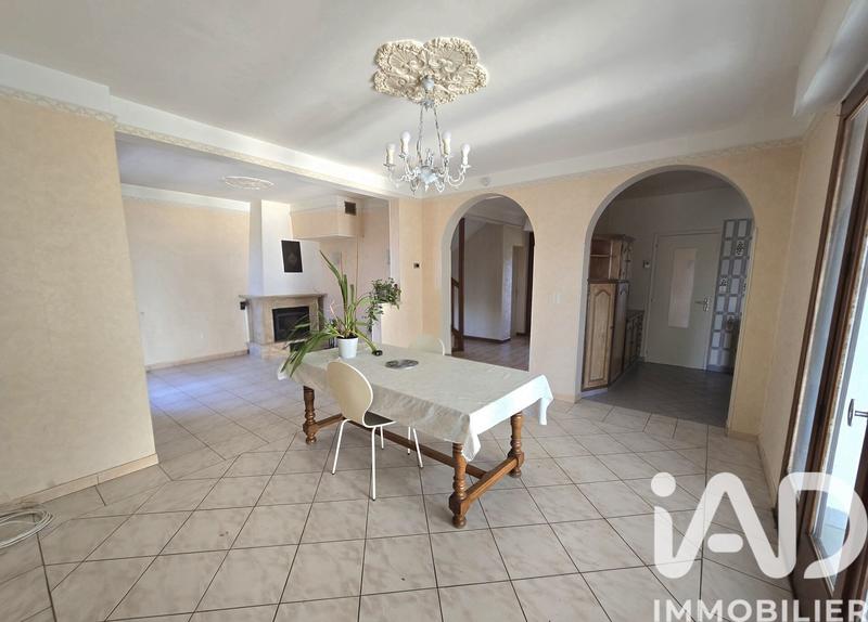 Maison - 136 m² - 6 pièces