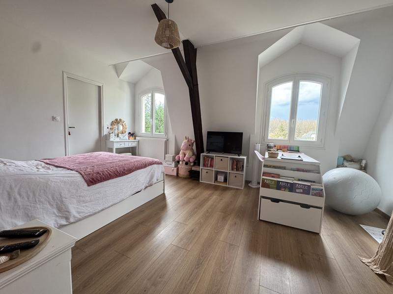 Villa - 200 m² - 5 pièces