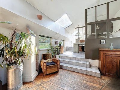 Péniche - 160 m² - 6 pièces