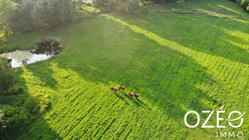 Maison - 202 m² - 6 pièces