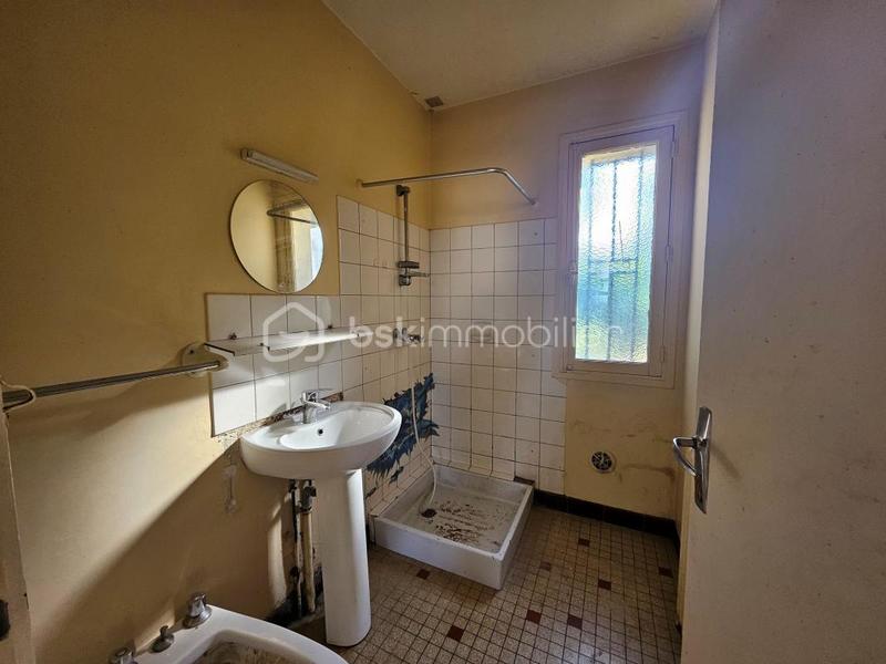 Maison traditionnelle - 74 m² - 4 pièces