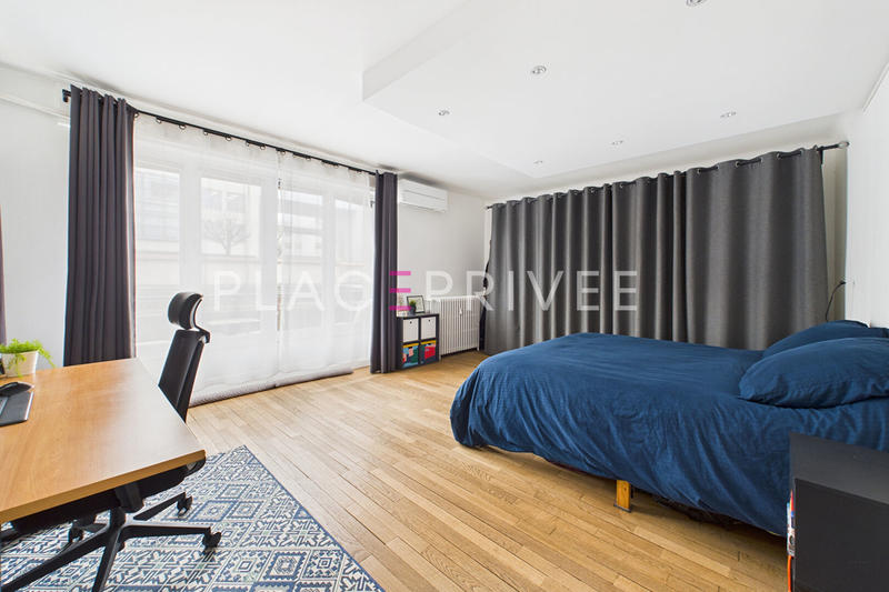 Appartement - 146 m² - 7 pièces