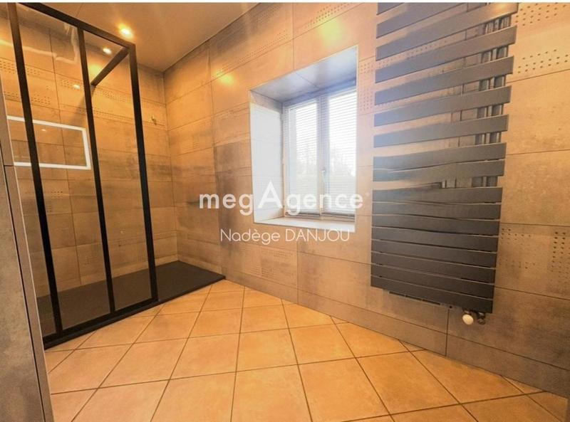 Maison ancienne - 180 m² - 8 pièces