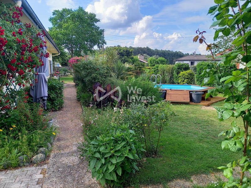 Maison - 98 m² - 5 pièces