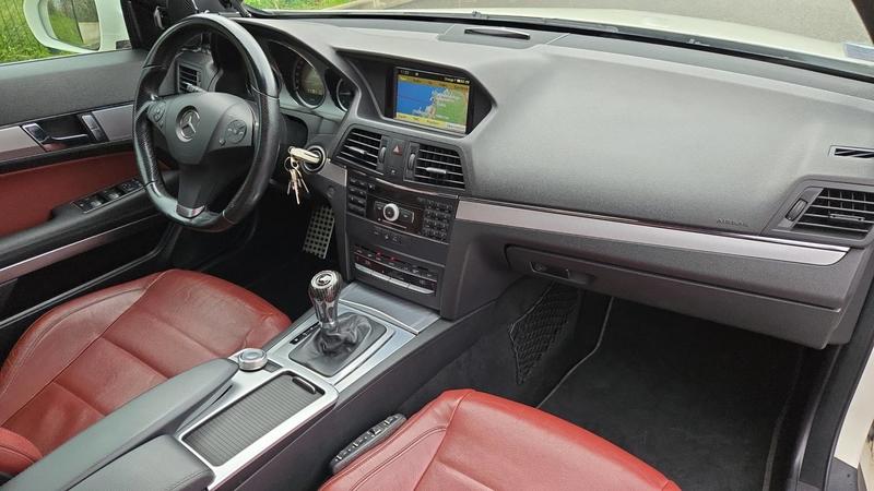 Mercedes Classe E 2.1 250 Cdi 204 BlueEfficiency Amg Executive - Automatique Toit ouvrant