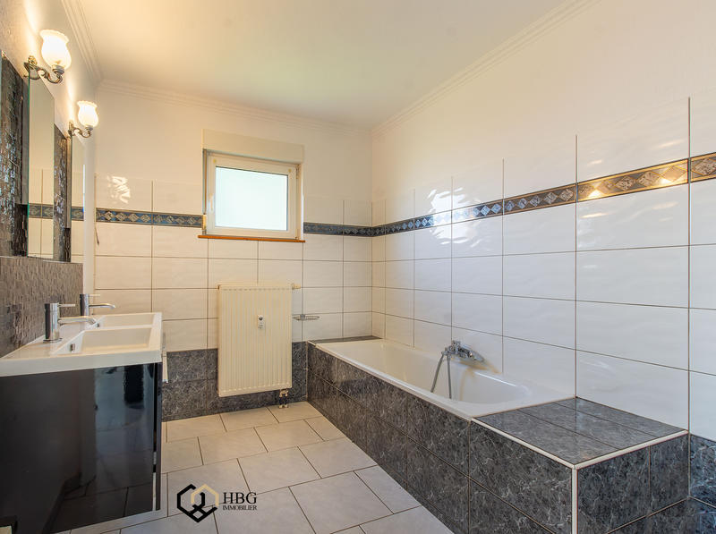 Appartement - 83 m² - 3 pièces
