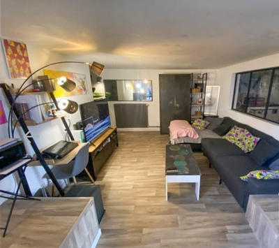 Loft - 109 m² - 4 pièces