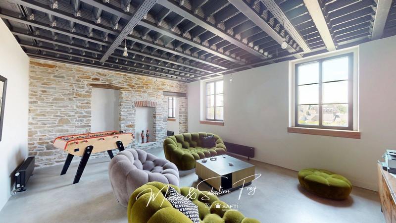 Maison - 388 m² - 10 pièces