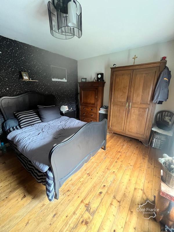 Maison de village - 166 m² - 8 pièces